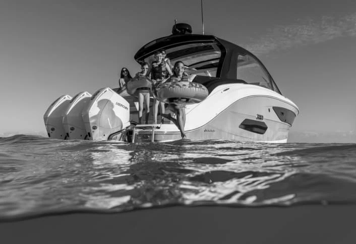 Distributor of major brands of marine electrical and electronic equipment | Electra Service